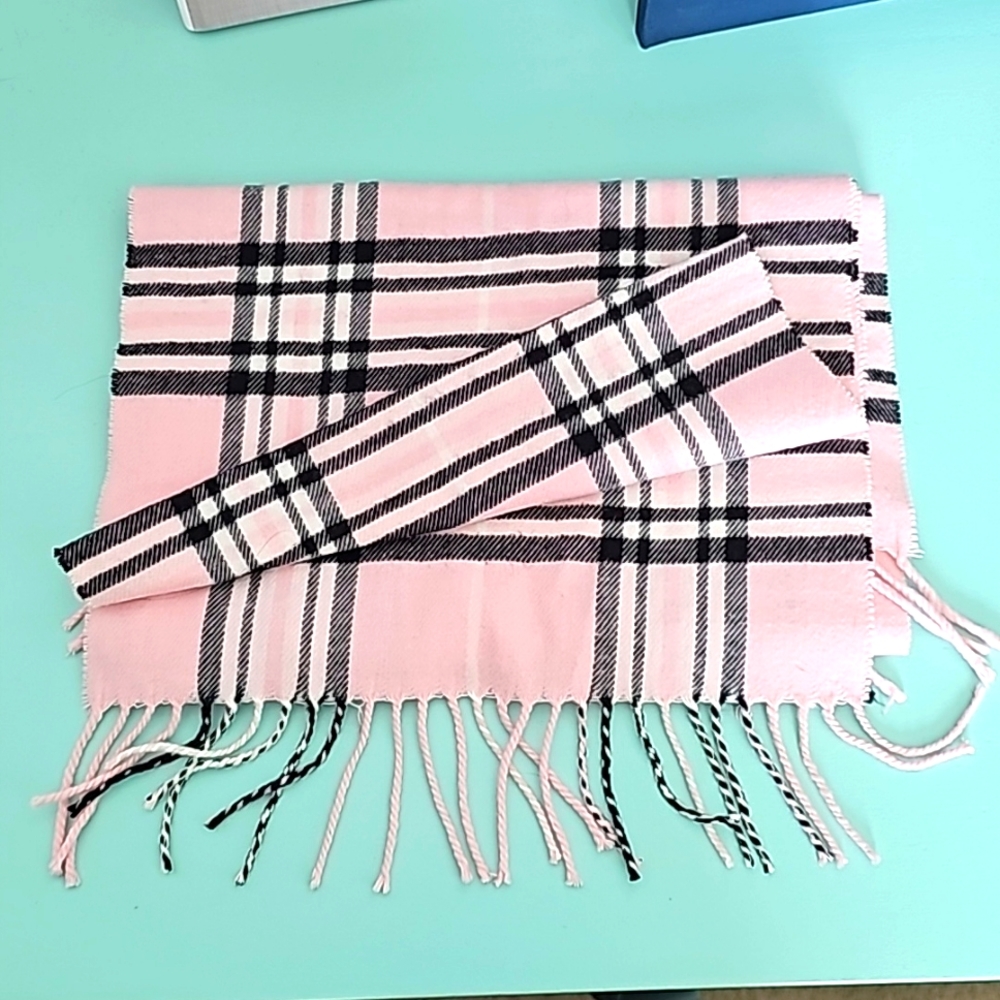 Soft pink scarf